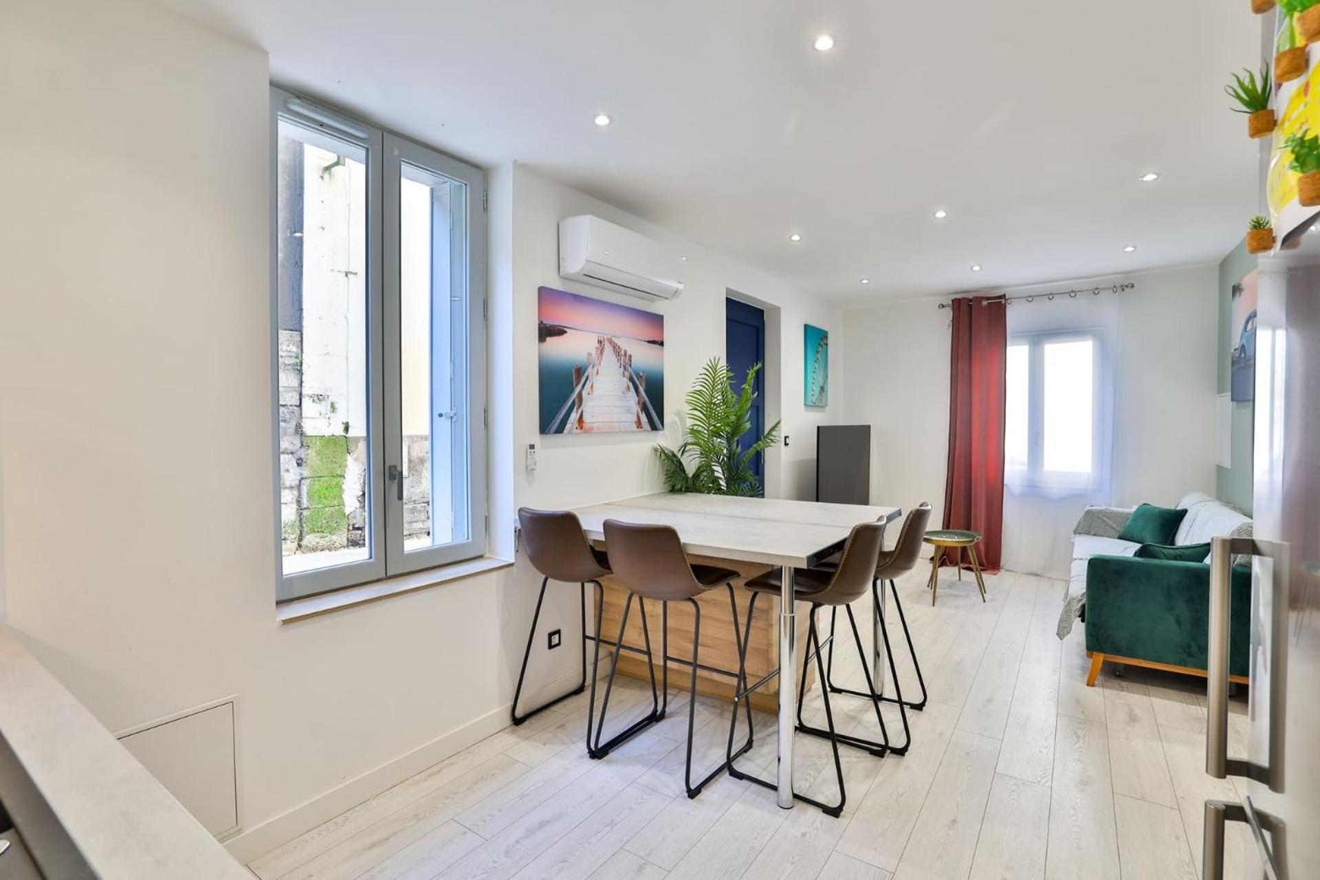 Le Lucien Eco-Appart'Hotel - Angouleme - Centre - Wifi - Parking Prive - Classe 4 Etoiles Esterno foto