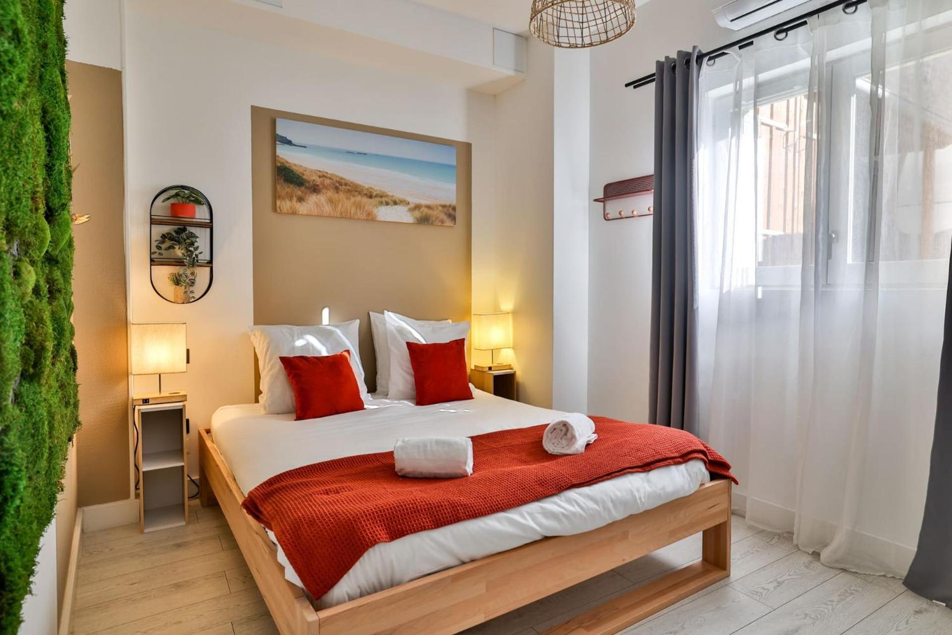 Le Lucien Eco-Appart'Hotel - Angouleme - Centre - Wifi - Parking Prive - Classe 4 Etoiles Esterno foto