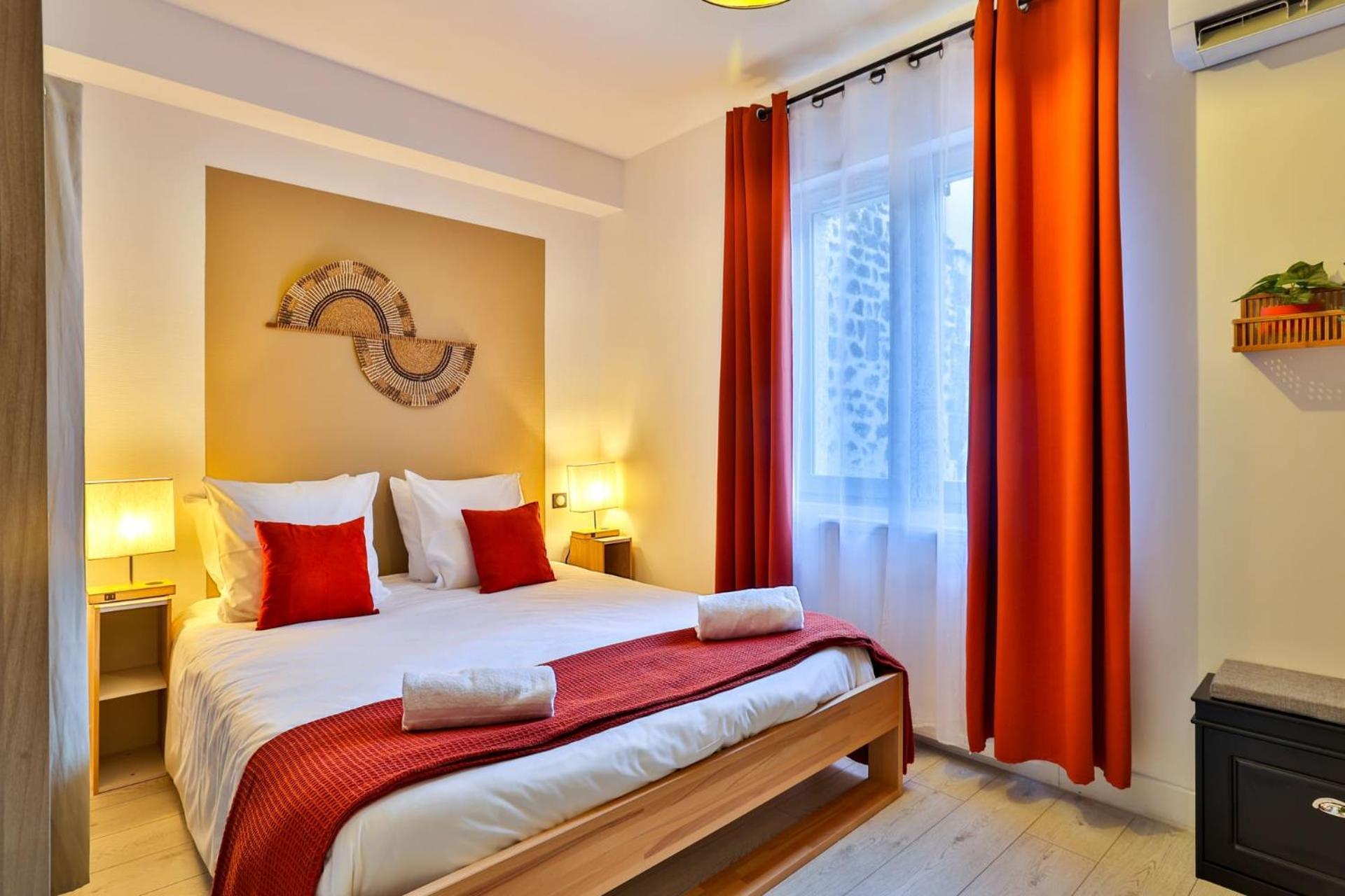 Le Lucien Eco-Appart'Hotel - Angouleme - Centre - Wifi - Parking Prive - Classe 4 Etoiles Esterno foto