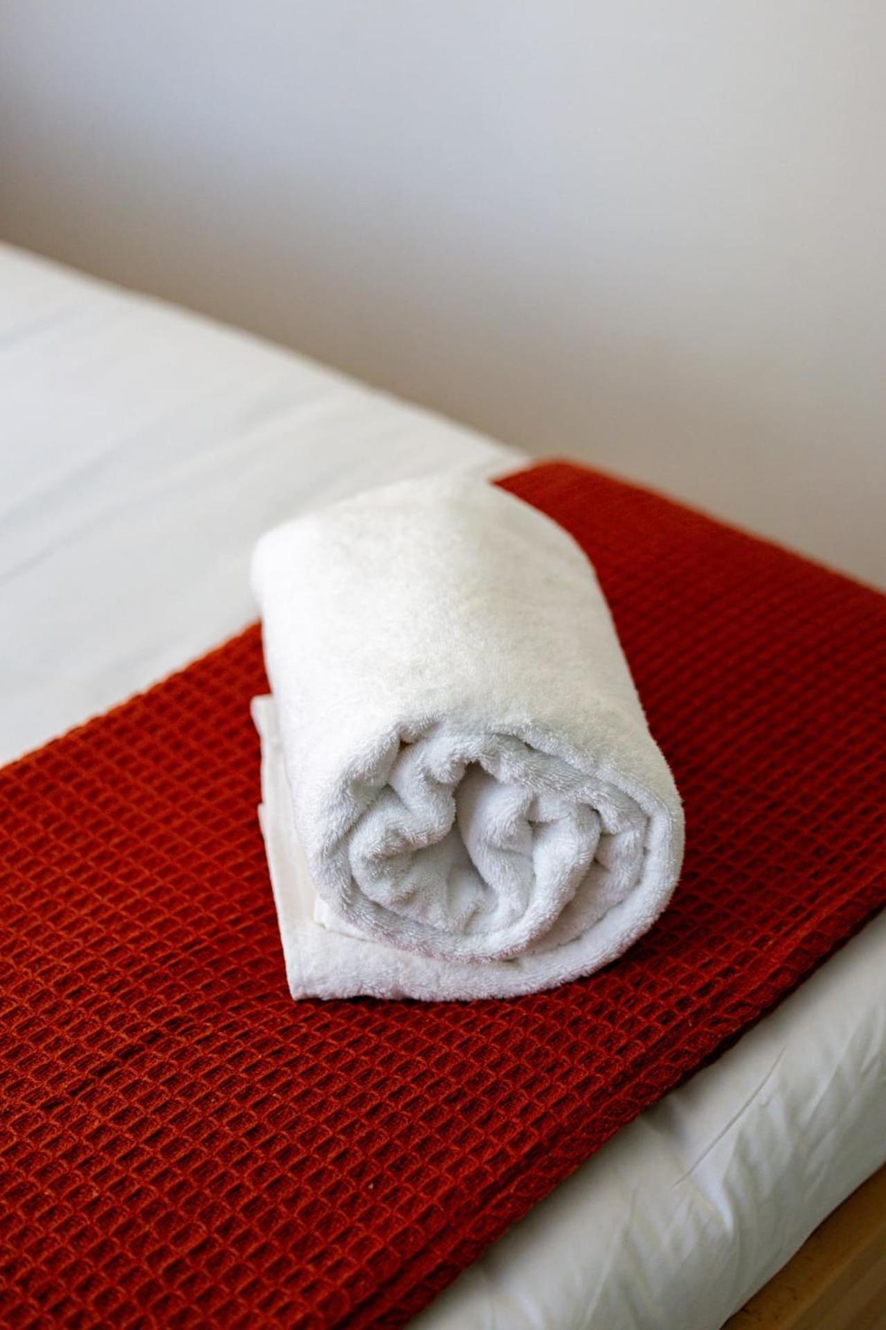 Le Lucien Eco-Appart'Hotel - Angouleme - Centre - Wifi - Parking Prive - Classe 4 Etoiles Esterno foto