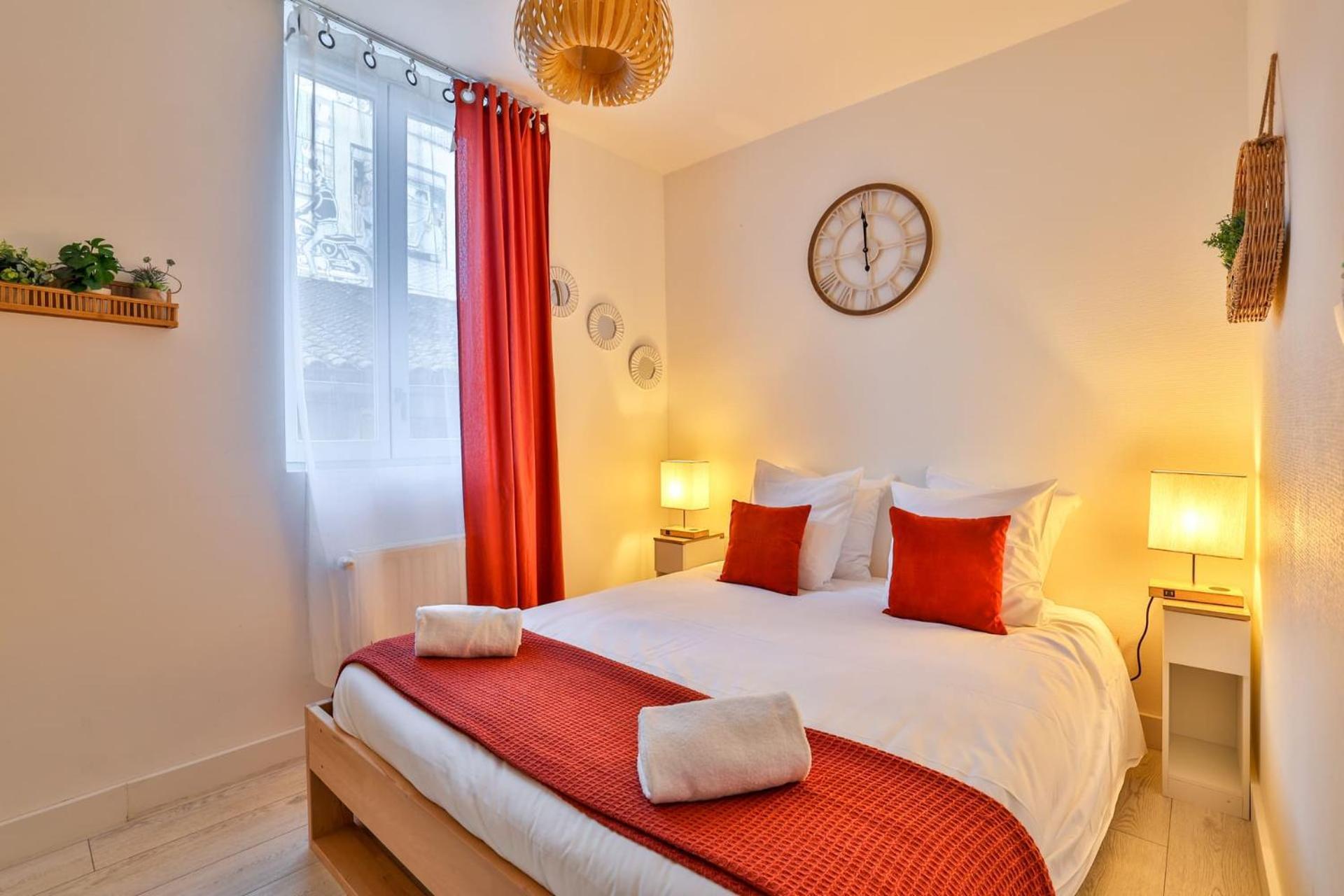 Le Lucien Eco-Appart'Hotel - Angouleme - Centre - Wifi - Parking Prive - Classe 4 Etoiles Esterno foto